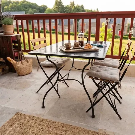 à La Salvetat-sur-aout 50 M² Avec Jardin La Salvetat-sur-Agout