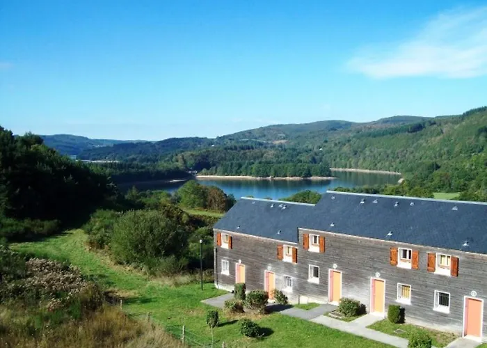 A La Salvetat-sur-aout 50 M² Avec Jardin Διαμέρισμα